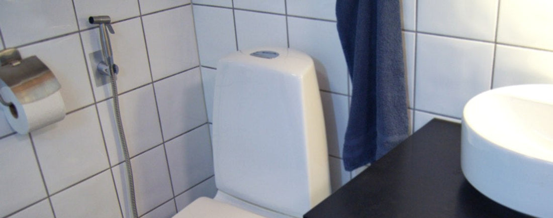 exempel på färdig installation intill toalett