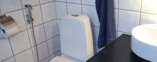 exempel på färdig installation intill toalett